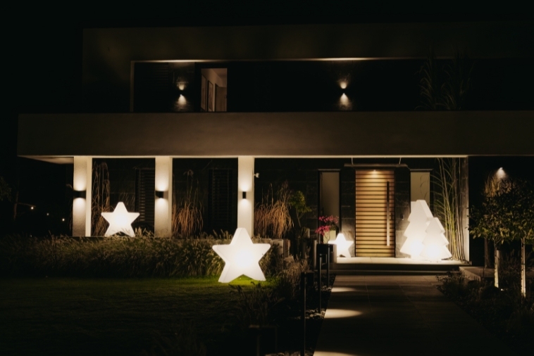 Ozdoby Monumo do ogrodu lub na taras